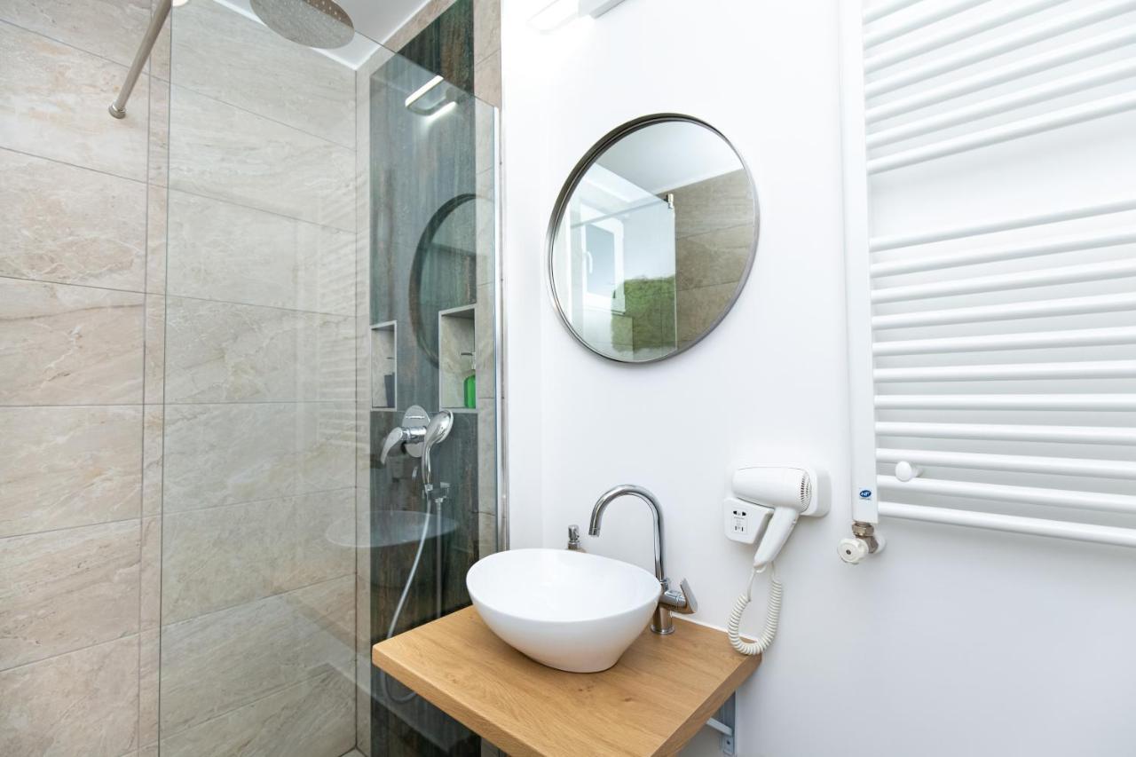Metropole Apartments Studio Old City Bukarest Exterior foto